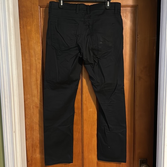 Saks Fifth straight black khaki men’s 31x30 - Picture 2 of 5